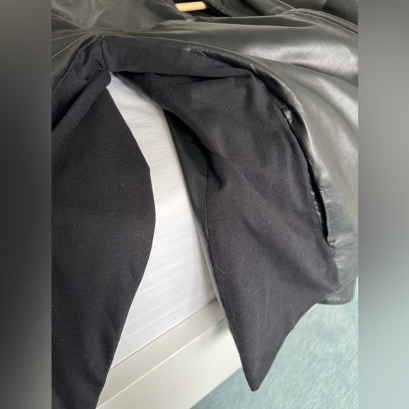 Emporio Armani leather jacket - Picture 3 of 8